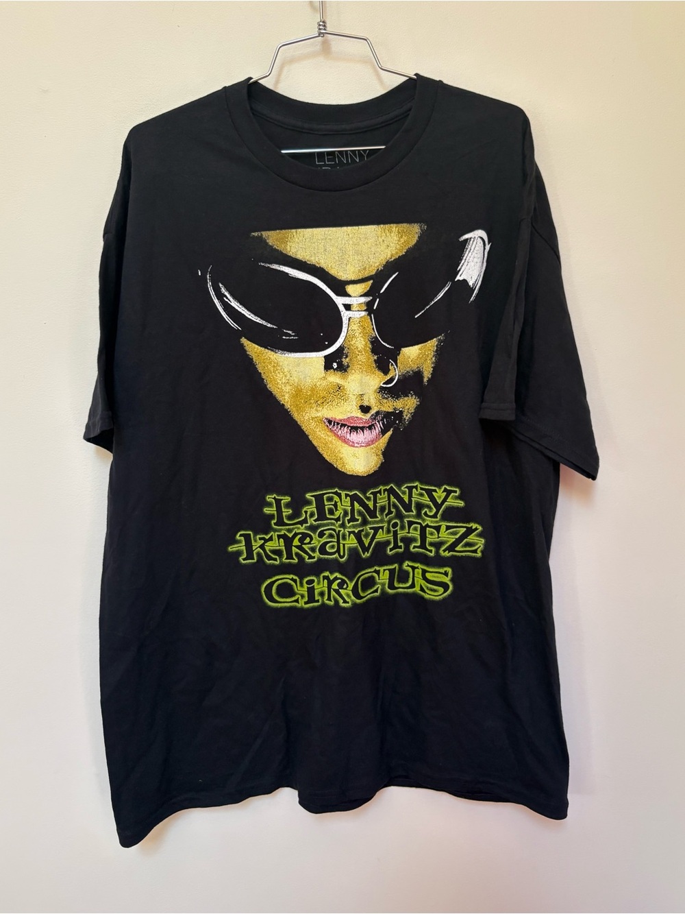 NWOT Urban Outfitters Lenny Kravitz Circus Graphic Tee Size XL - Picture 3 of 11